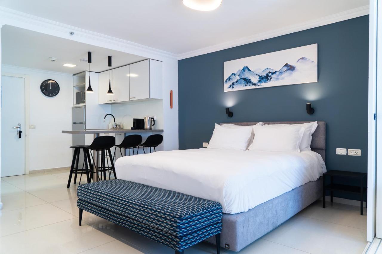 Beachfront Boutique Apartment Herzelia エクステリア 写真