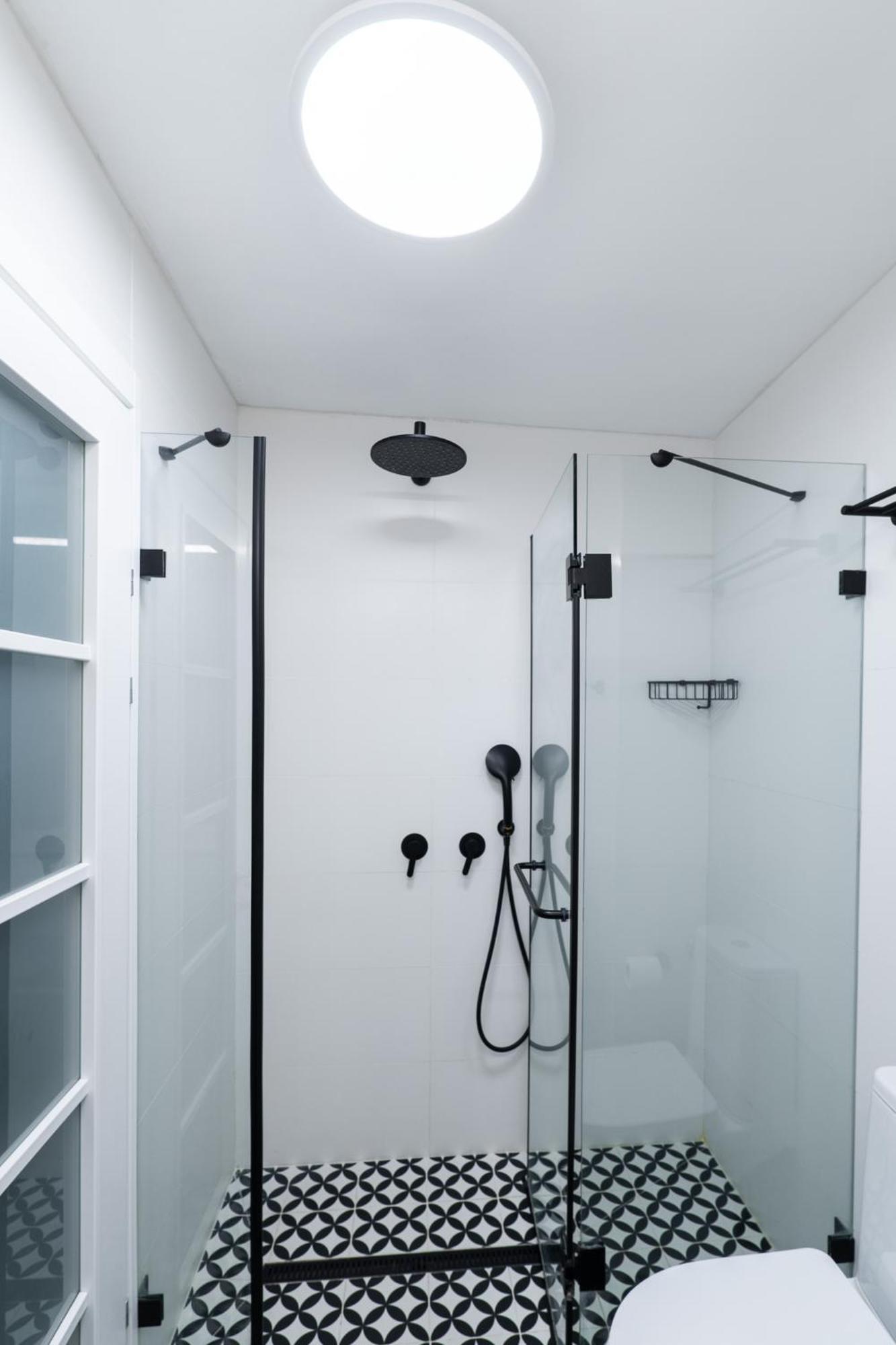 Beachfront Boutique Apartment Herzelia エクステリア 写真